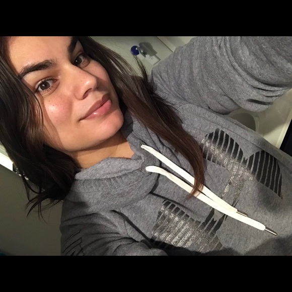 Meet your Posher, Erica - Picture 1 of 1